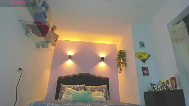 Sofia Clauss  online show from June 16, 6:36 am