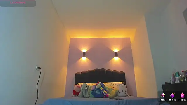 Sofia Clauss  online show from February 22, 6:47 am