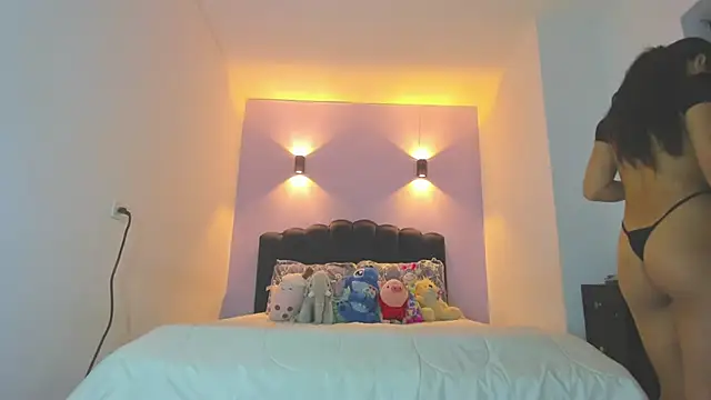 Sofia Clauss  online show from April 30, 5:23 am