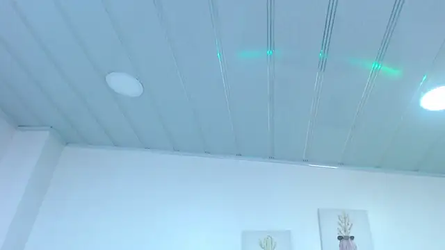 Snapshot of candy_lux_ chatting on October 3, 8:36 pm candy lux online show from October 3, 8:36 pm
