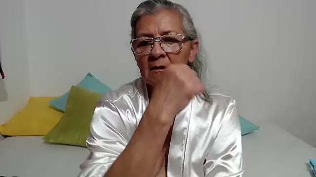 candy mature  online show from June 26, 11:00 am