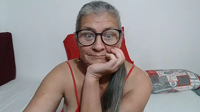 candy mature  online show from May 16, 1:41 am