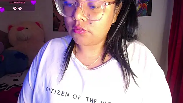KittyHot20 online show from May 2, 4:49 am
