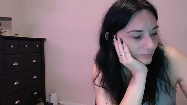 CrystalLakeXO online show from July 19, 11:12 am