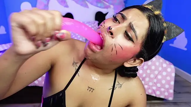 miss   anya online show from July 28, 3:21 pm