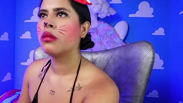 miss   anya online show from May 1, 11:02 am