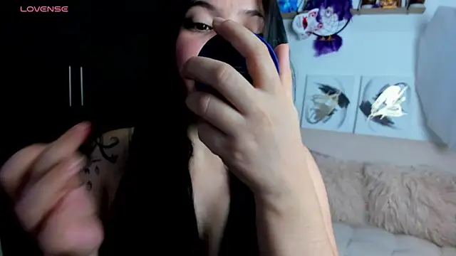 AilynRed online show from December 14, 11:54 pm