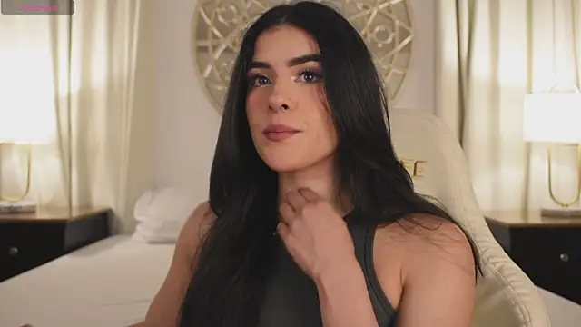 Antonellaparis  online show from March 30, 3:28 am