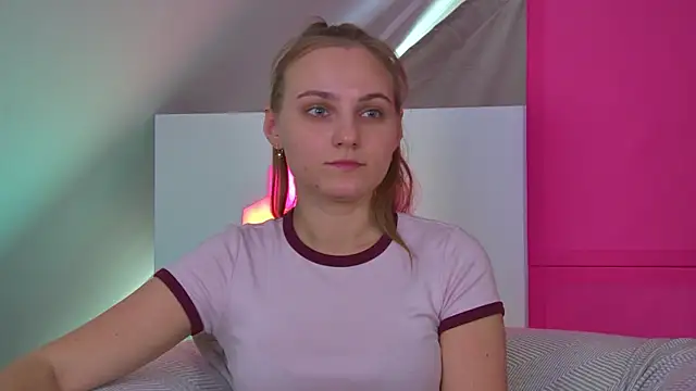 MelissaMelrey online show from July 10, 8:48 am