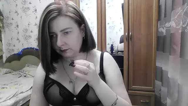 SophieNightAh online show from December 16, 6:25 pm