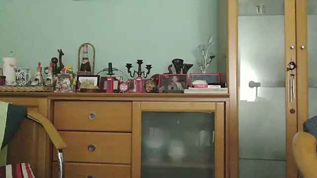 fragrance72 online show from September 9, 5:24 pm