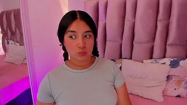 NikyBrookss online show from January 13, 2:28 am