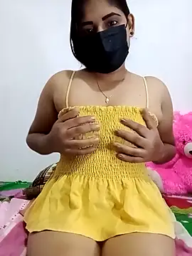 SLZAARA online show from November 28, 8:12 pm