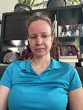 AnnikaRose online show from February 26, 7:40 am