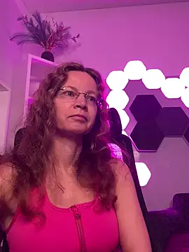 AnnikaRose online show from April 30, 3:12 am
