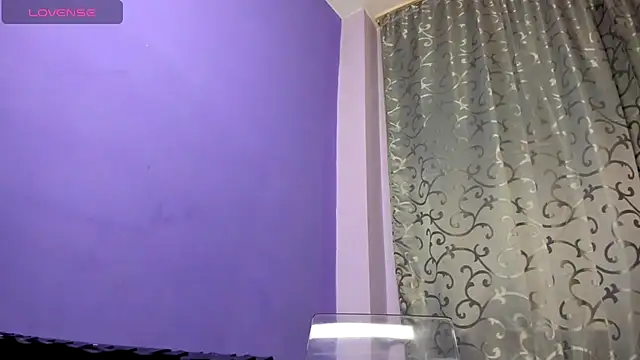 Snapshot of AdriannaLily chatting on October 19, 7:16 pm AdriannaLily online show from October 19, 7:16 pm