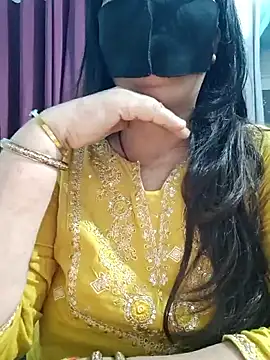 Aishwaryaa 69 online show from June 12, 3:03 am