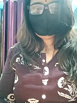 Aishwaryaa 69 online show from December 5, 5:36 pm