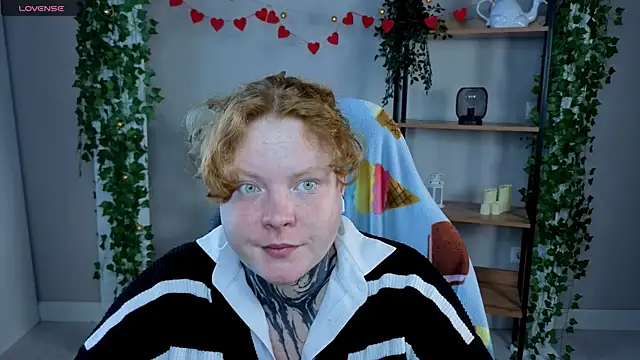 Cassie xKiss online show from August 1, 7:49 pm