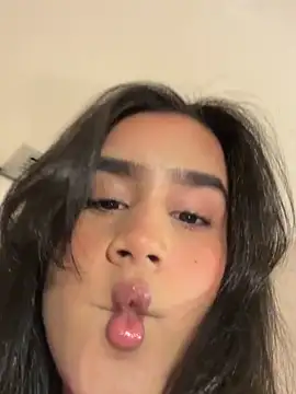 bonniekim  online show from September 20, 12:43 am