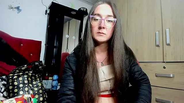 Sweet-Suck69 online show from September 26, 6:11 am