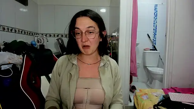 Sweet-Suck69 online show from July 23, 1:58 am