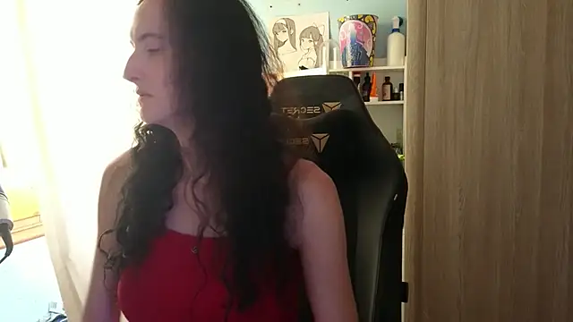 MemiKouki online show from June 21, 3:38 pm
