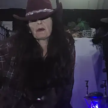 Avaivory online show from October 19, 10:50 am