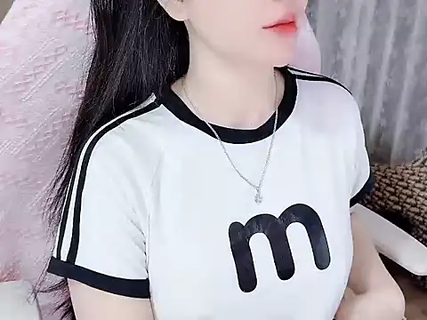 Snapshot of Agnelyn____ chatting on October 10, 11:59 am Agnelyn online show from October 10, 11:59 am