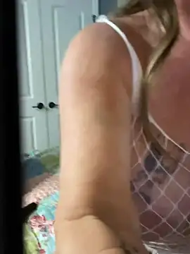 Lolli Jones online show from June 20, 2:48 am