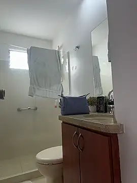 valecruz903 online show from March 18, 5:51 pm