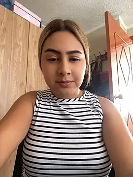 Miabonnett  online show from June 25, 3:13 pm
