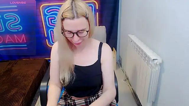 kerakiss877 online show from June 13, 7:11 pm