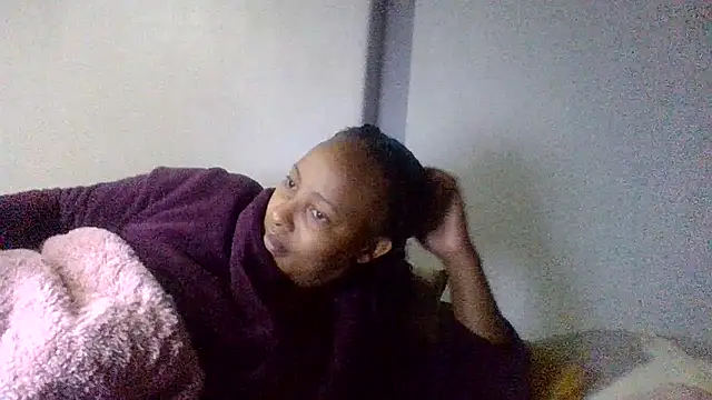 BabeAssXX online show from July 22, 4:30 pm