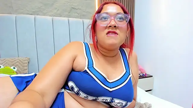 MADISON ROWAN1 online show from June 5, 6:52 am