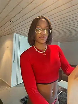 Black Dolll online show from March 4, 10:33 am