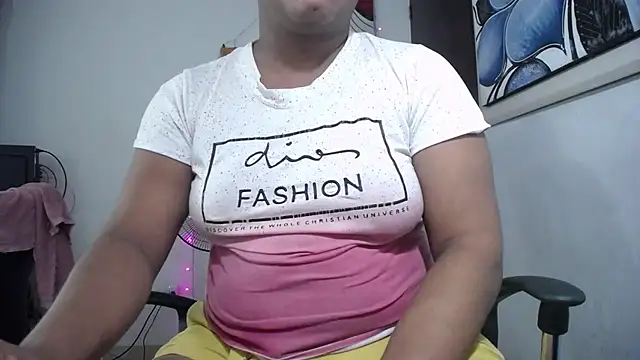 tsbigcock10incock online show from July 19, 3:09 am