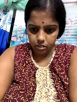 Snapshot of Beauty-queen chatting on October 14, 1:03 pm Beauty-queen online show from October 14, 1:03 pm