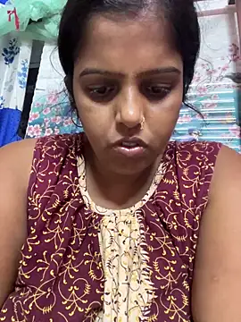 Snapshot of Beauty-queen chatting on October 12, 12:29 pm Beauty-queen online show from October 12, 12:29 pm