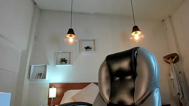 Jayden Jonnes online show from February 3, 12:10 pm