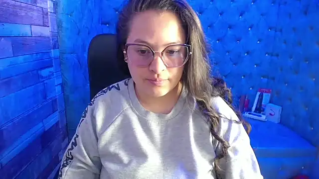 SaraThomso online show from September 18, 3:27 am