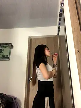 Tifanny Sweett online show from October 23, 4:40 am