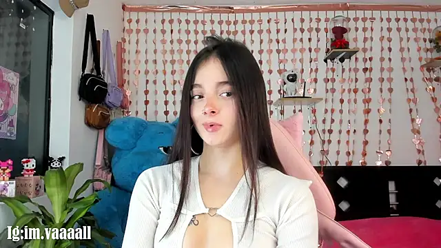 lucyy tay online show from September 23, 9:57 pm