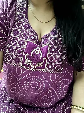 lovemesana online show from February 6, 1:25 pm