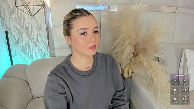 1m dalhia online show from December 3, 9:06 pm