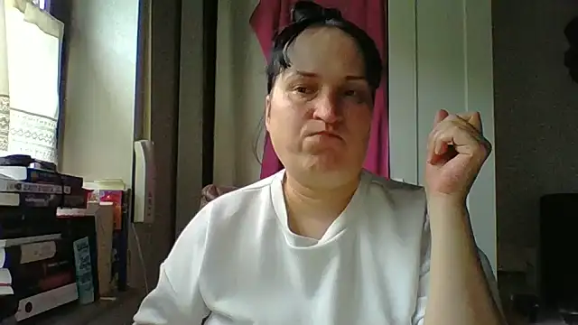  squirty cum lady  online show from June 12, 4:26 pm