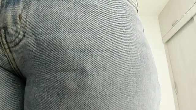 Amelia Debora Antonella online show from February 15, 1:43 pm