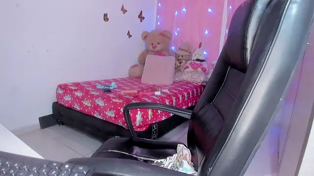 Dana Jeins online show from January 8, 1:26 pm