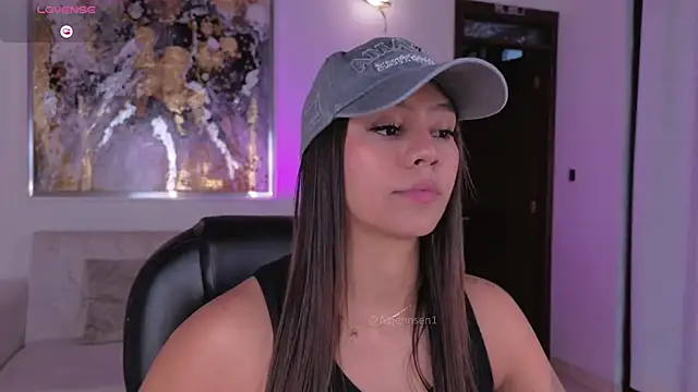 AllyJensen online show from June 20, 11:03 am