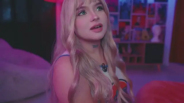sensualkattt online show from June 29, 1:44 pm